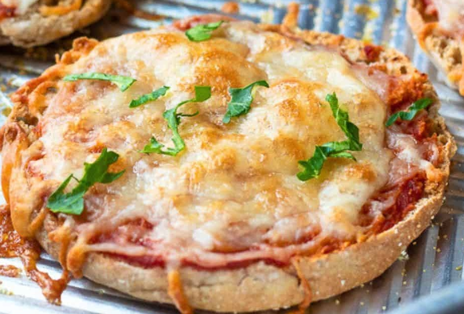 🍕 Mini Personal Pizzas